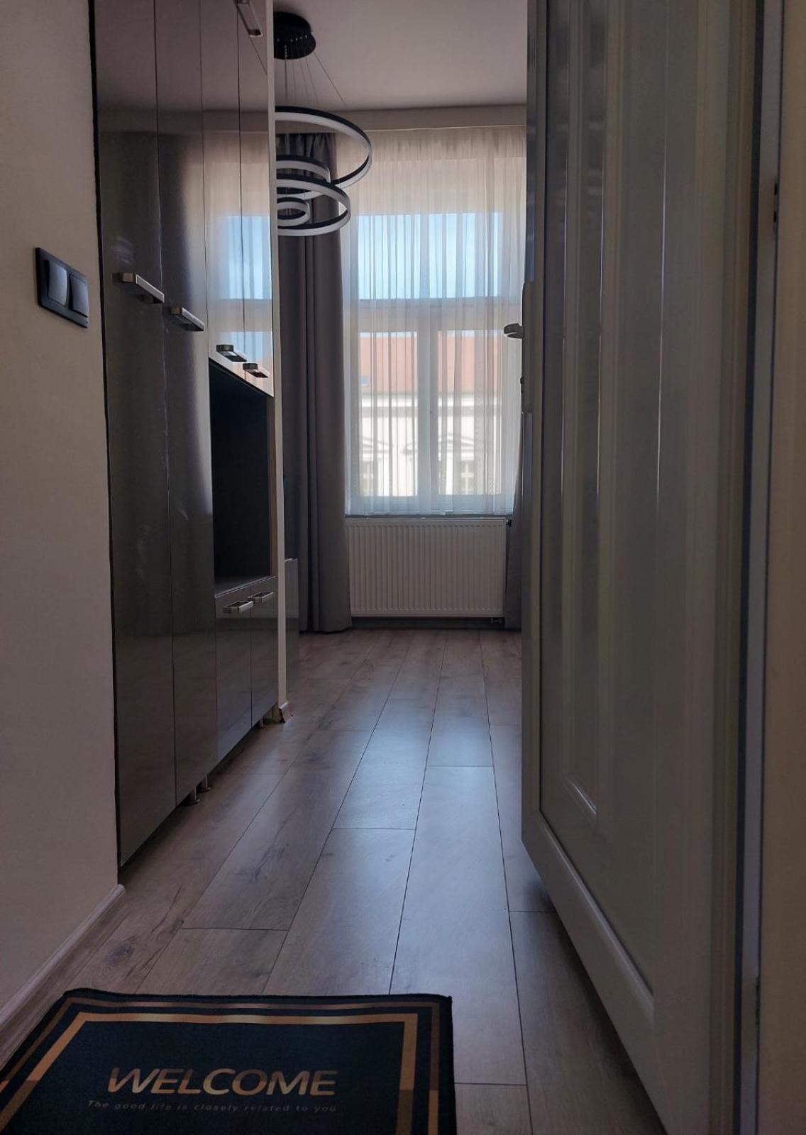 Silver Dawn Apartments Сегед Екстериор снимка