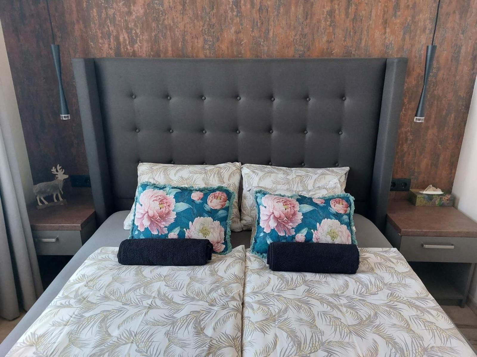 Silver Dawn Apartments Сегед Екстериор снимка