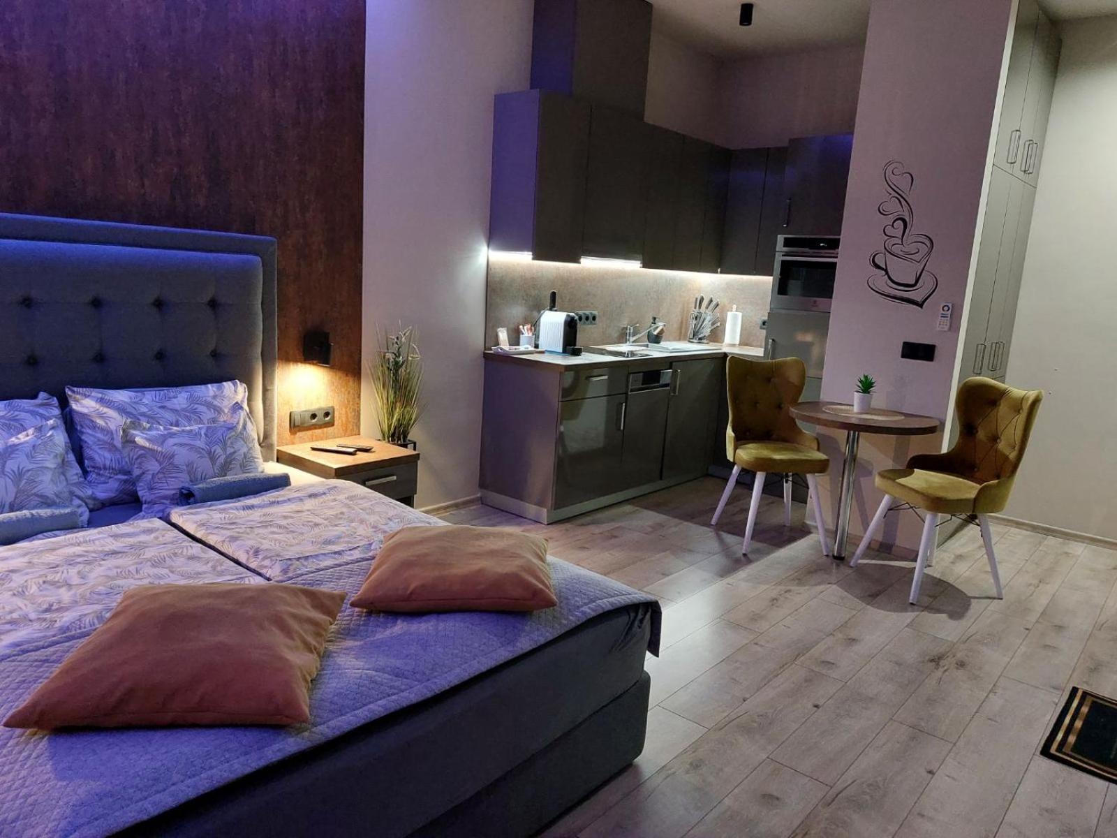 Silver Dawn Apartments Сегед Екстериор снимка