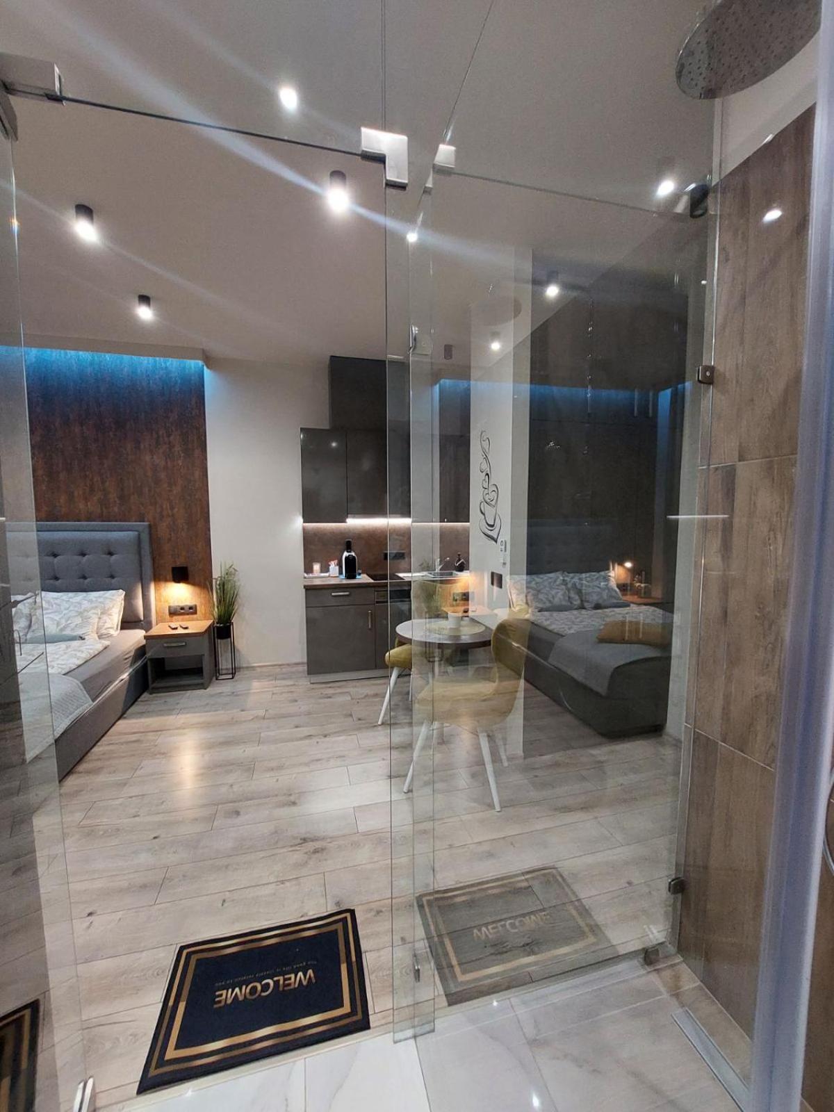 Silver Dawn Apartments Сегед Екстериор снимка