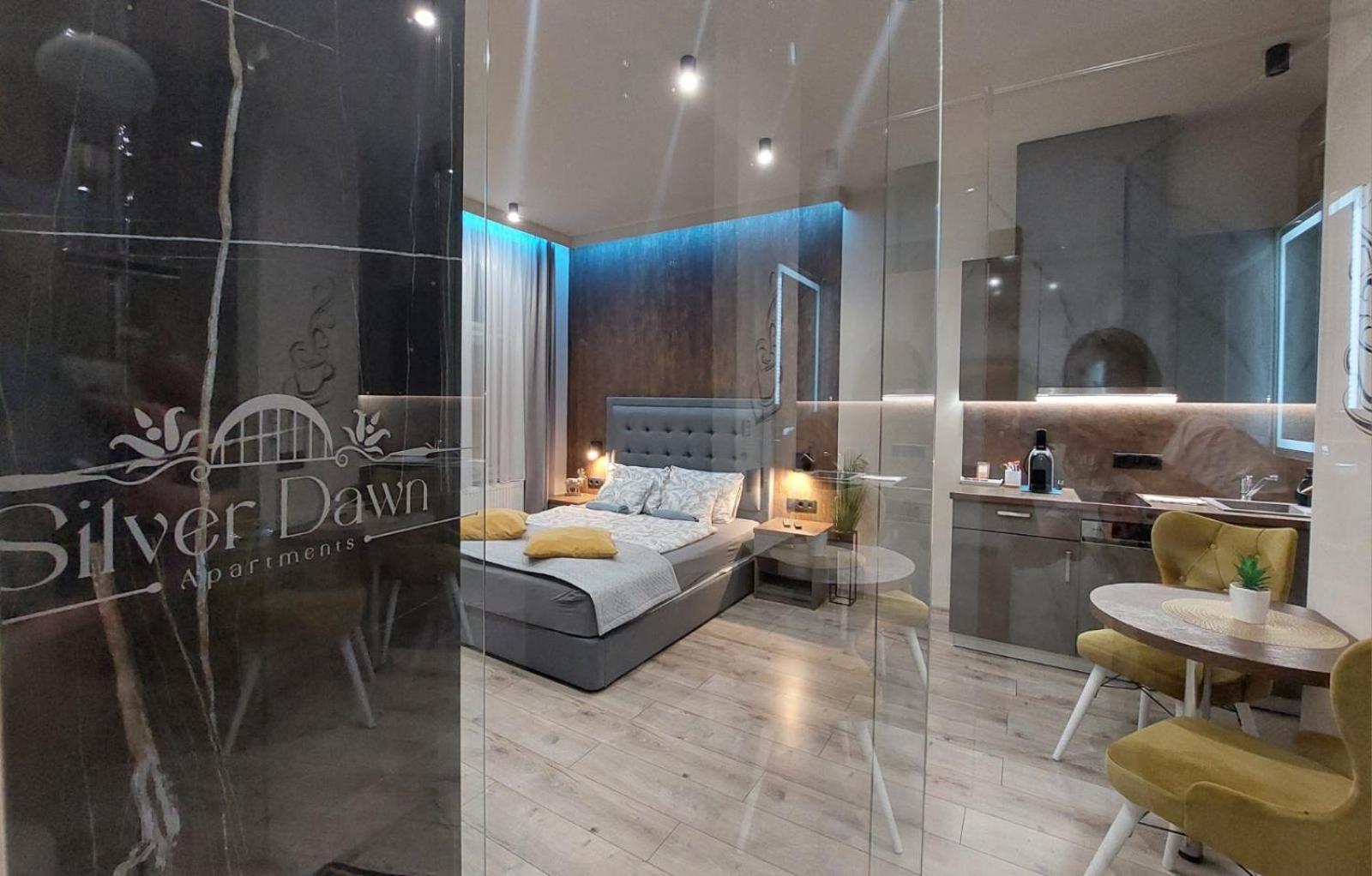 Silver Dawn Apartments Сегед Екстериор снимка