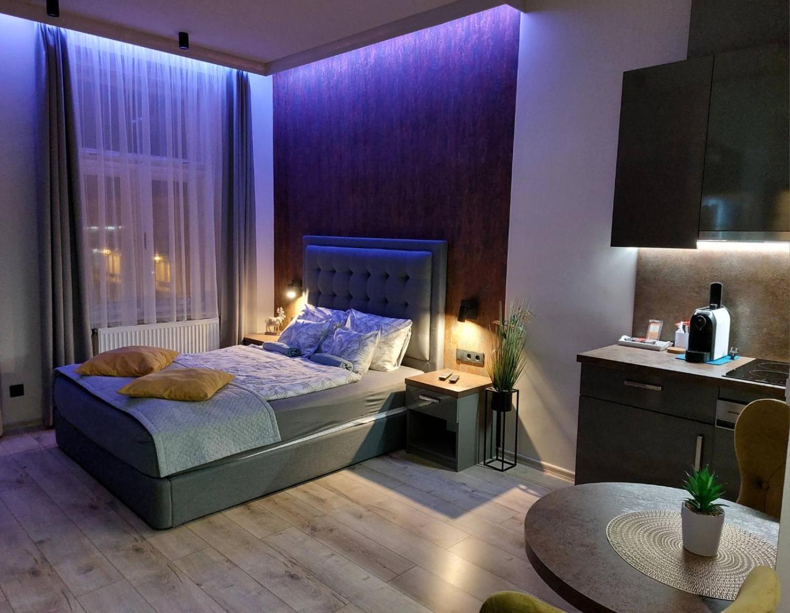 Silver Dawn Apartments Сегед Екстериор снимка